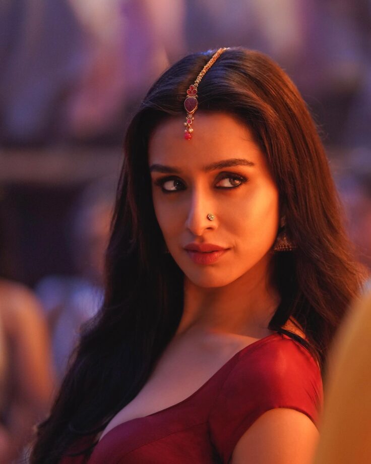 Shraddha Kapoor’s serene saga in six yards looks personified 796793