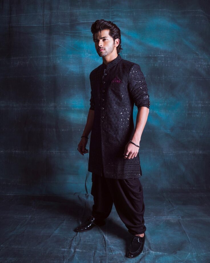 Siddharth Nigam rocks kala kurta pajama vibe, fans excited for Kisi Ka Bhai Kisi Ki Jaan 798505