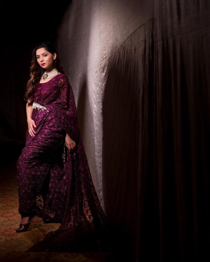 Sonalee Kulkarni Looks Ethereal In Her Wine Color Saree, Giving Us Major Ethnic Vibes - 0