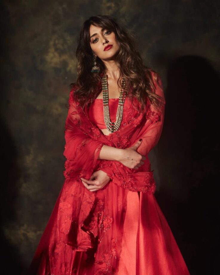 Take the festive fashion code from Ileana D’Cruz 801596