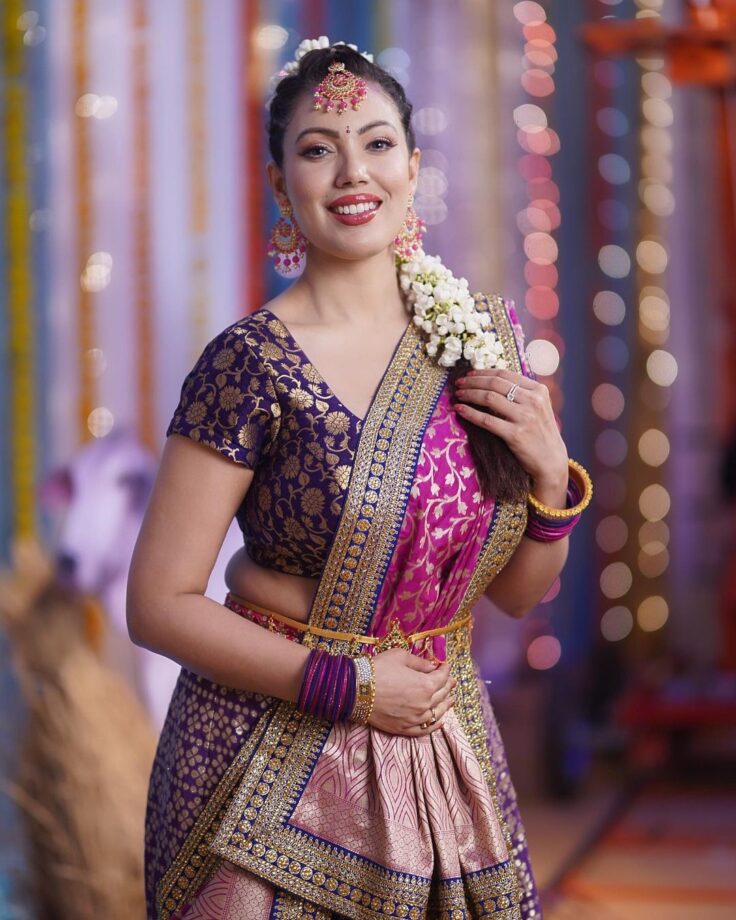 TMKOC actress Munmun Dutta’s Jaw Dropping Looks In Ethnic Drapes - 4