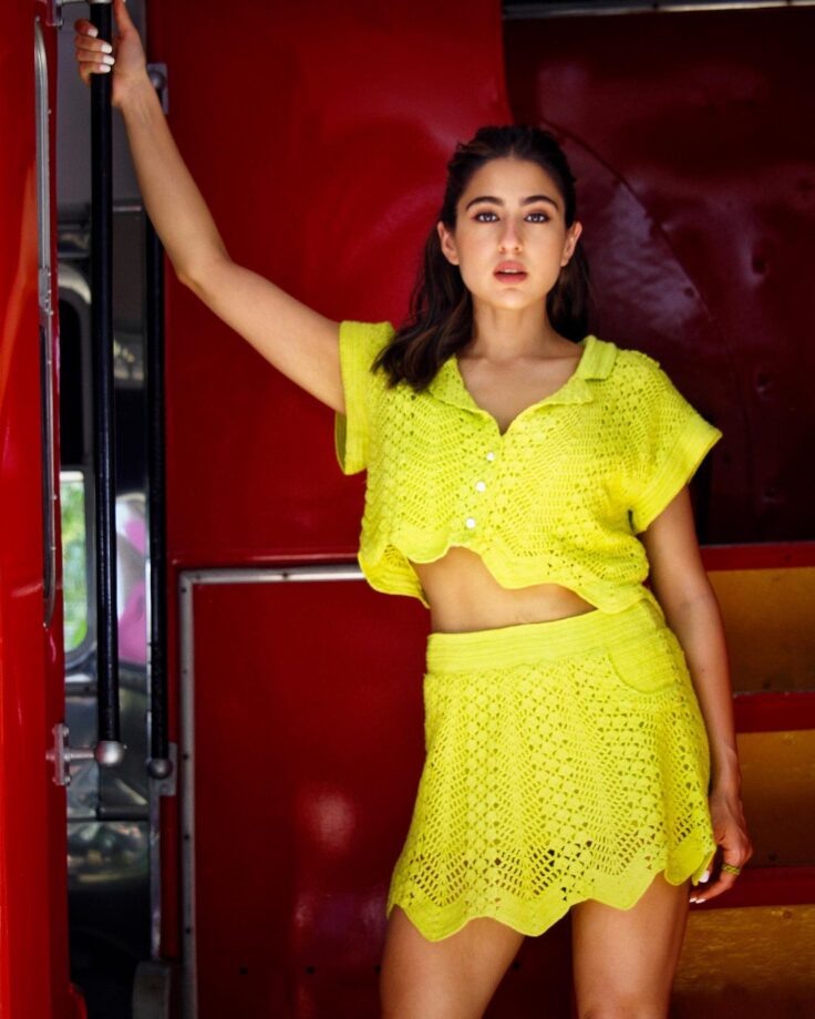 Trending: Sara Ali Khan enjoys BST bus ride in yellow co-ord outfit, what's cooking? 799861