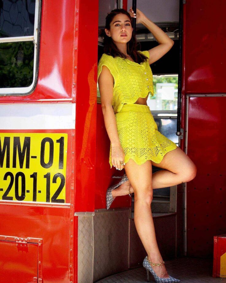 Trending: Sara Ali Khan enjoys BST bus ride in yellow co-ord outfit, what's cooking? 799862