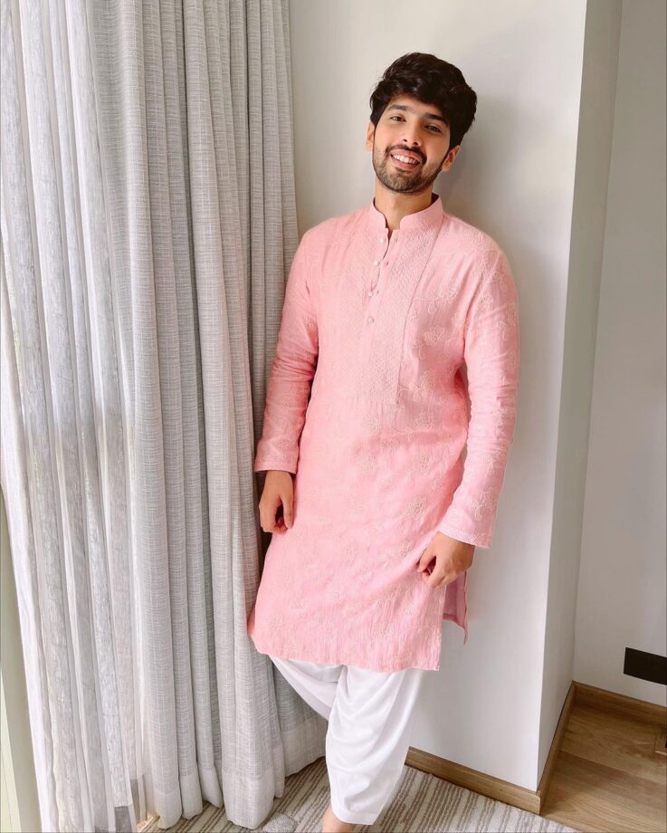 Trendy Traditional Kurta Ft. Armaan Malik 800612