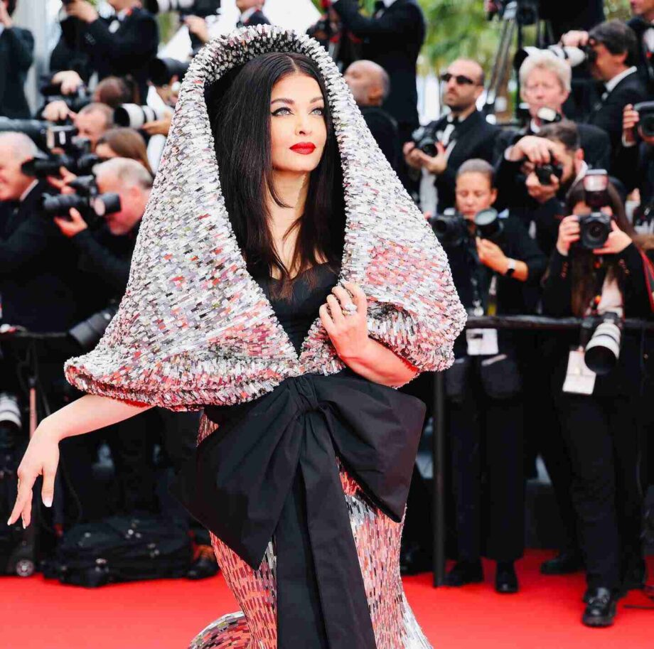 Aishwarya Rai Bachchan, Mrunal Thakur And Urvashi Rautela Walk Like Queens On The Cannes Red Carpet 808640