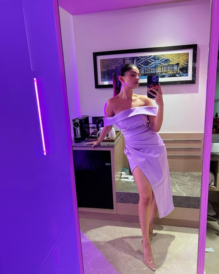 Anushka Sen looks preppy in lilac bodycon dress, see pics 803483