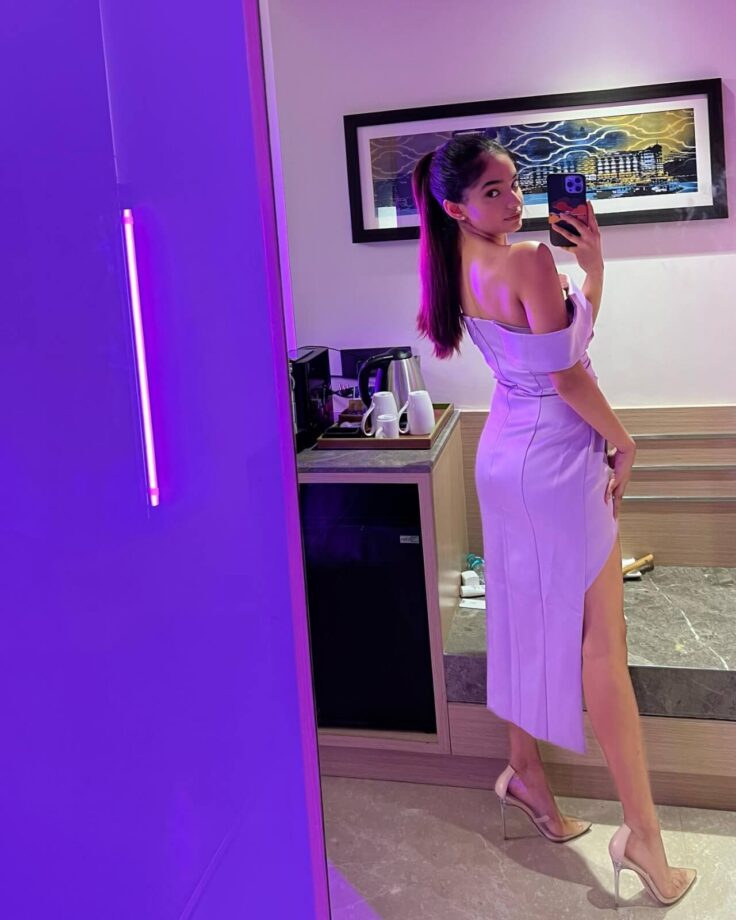 Anushka Sen looks preppy in lilac bodycon dress, see pics 803484