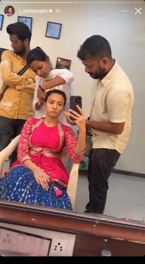 Ashi Singh drops sneak peek from Meet’s makeup room, see pic 804587