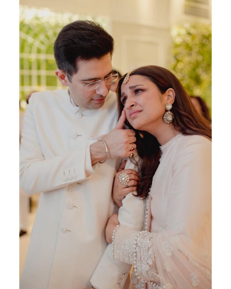 Better than even I had imagine: Parineeti Chopra's lovey-dovey snaps with husband Raghav Chadha is 'couple goals' 809404