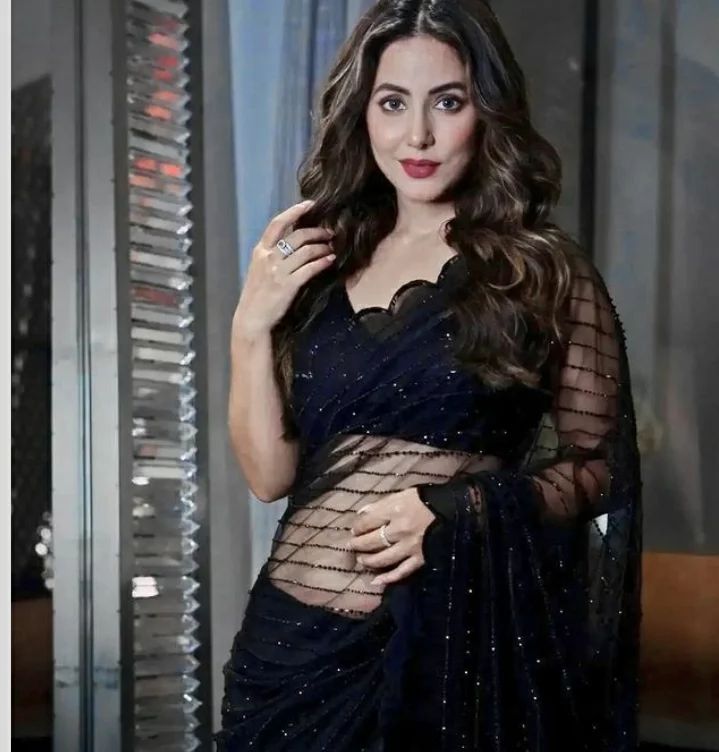 Hina Khan VS Nia Sharma: Who Slew The Black See-Through Saree Better? 803965
