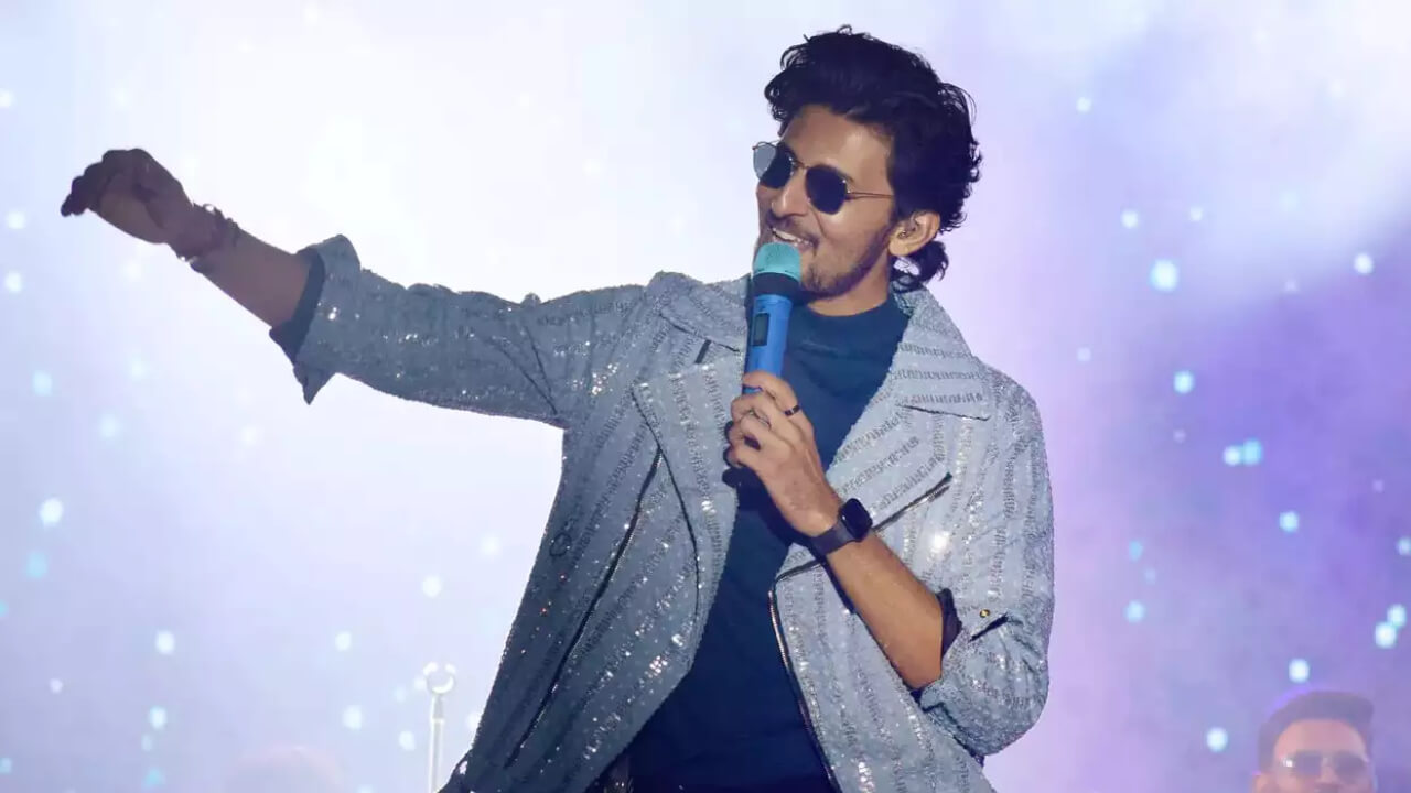 Inside Darshan Raval’s Rourkela concert, watch video 811409