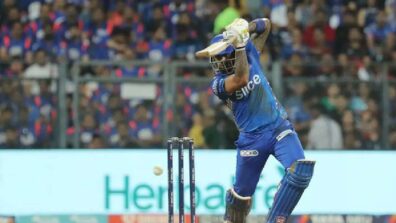 IPL 2023: Surya Kumar Yadav’s incredible innings helps Mumbai Indians beat RCB, internet goes wild