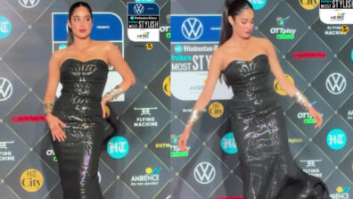 Janhvi Kapoor Struggles With Her Gown; Netizens React