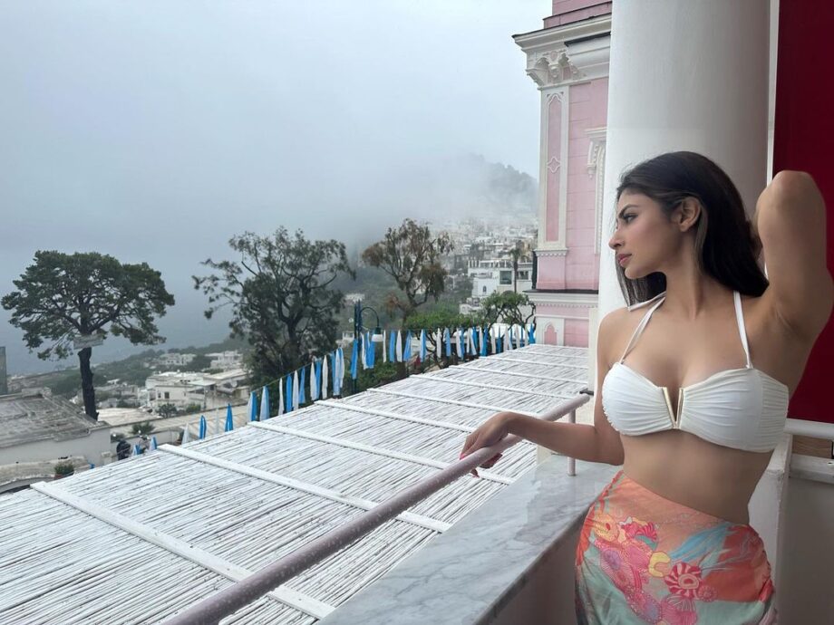 Mouni Roy Grabs Eyeballs In Sizzling White Bralette And Multicoloured Sarong - 3