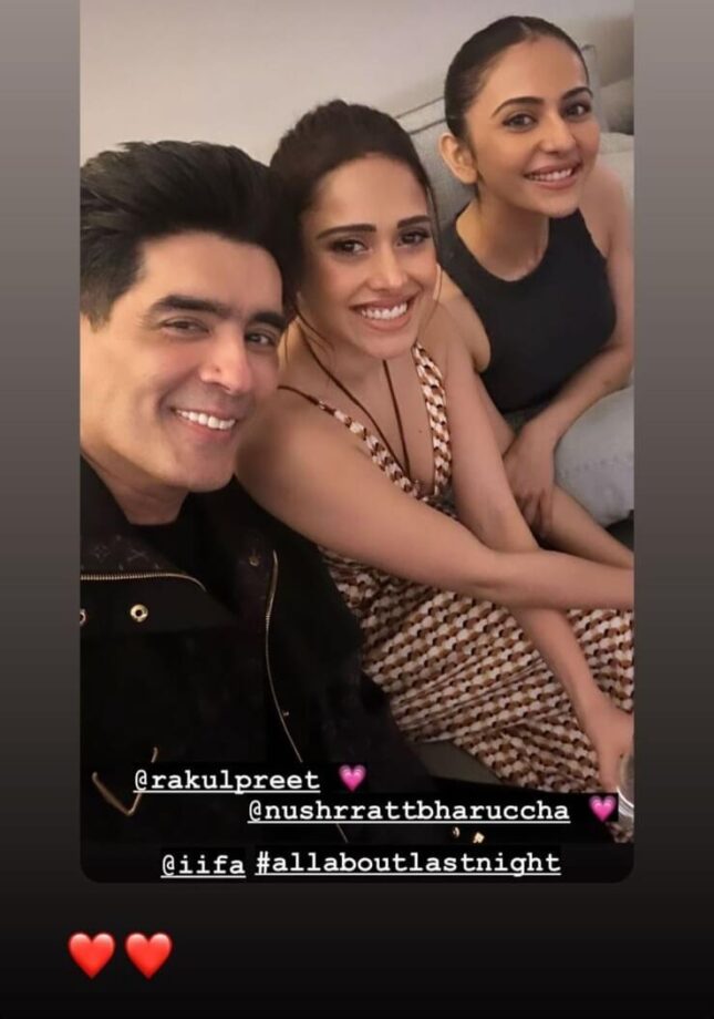 Rakul Preet Singh, Nushrratt Bharuccha and Manish Malhotra are busy chilling, share epic selfie 810926