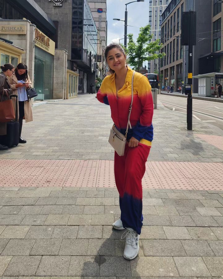 Rashami Desai's irresistible vibe in Birmingham, United Kingdom 811170