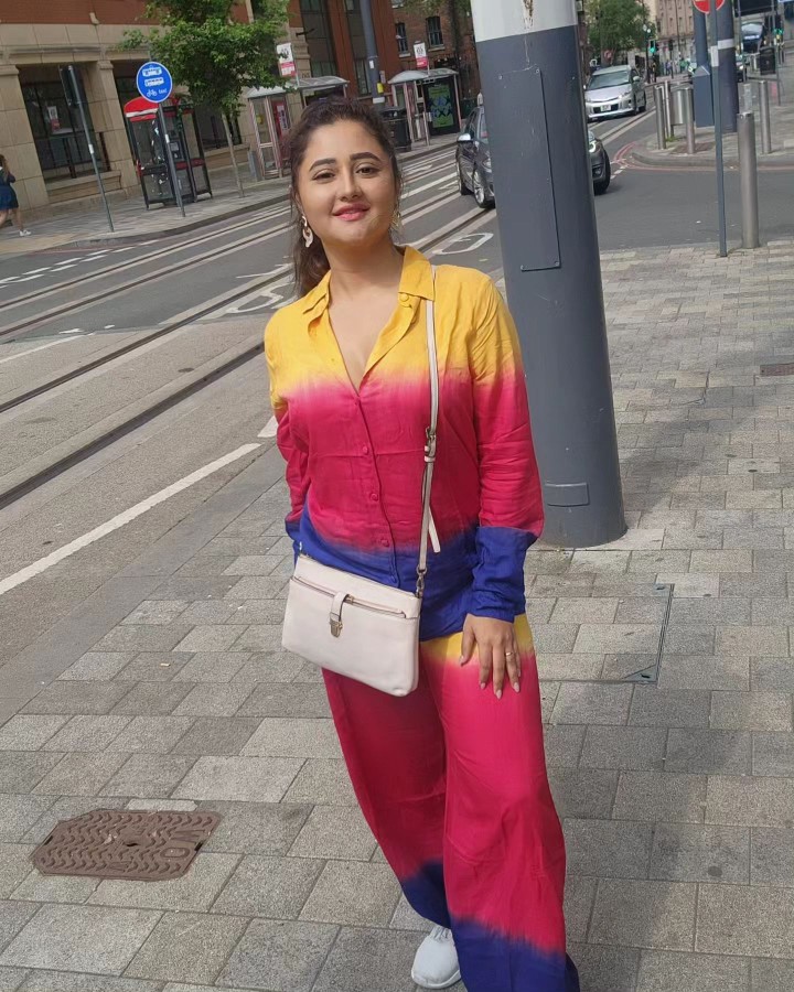 Rashami Desai's irresistible vibe in Birmingham, United Kingdom 811165