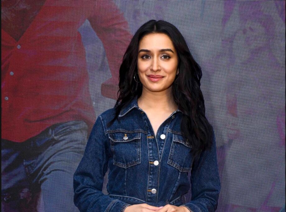 Shraddha Kapoor-Shruti Haasan: Actresses Who Can Also Sing 806721