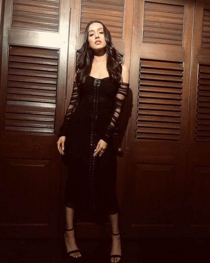 Shraddha Kapoor's Obsession In Black Ensembles 803291