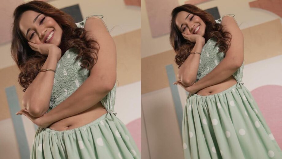 So Cute: Ashi Singh keeps the retro polka play in mint green on point 808115