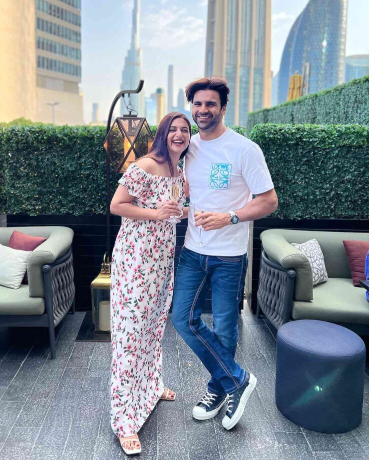 Soul of times: Divyanka Tripathi can’t get enough of her Dubai trip with husband Vivek Dahiya 808146