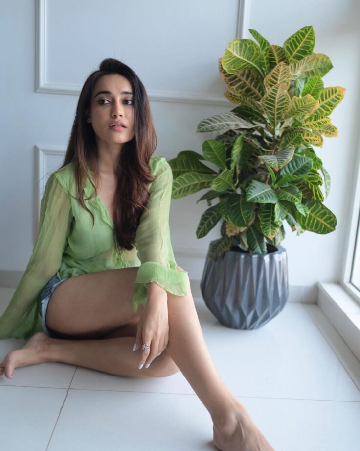 Surbhi Jyoti melts internet with her smile in latest photo dump - 2