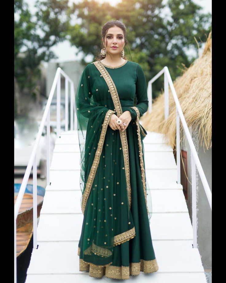 Wow: Subhashree Ganguly Turns Muse In Green Anarkali 811623