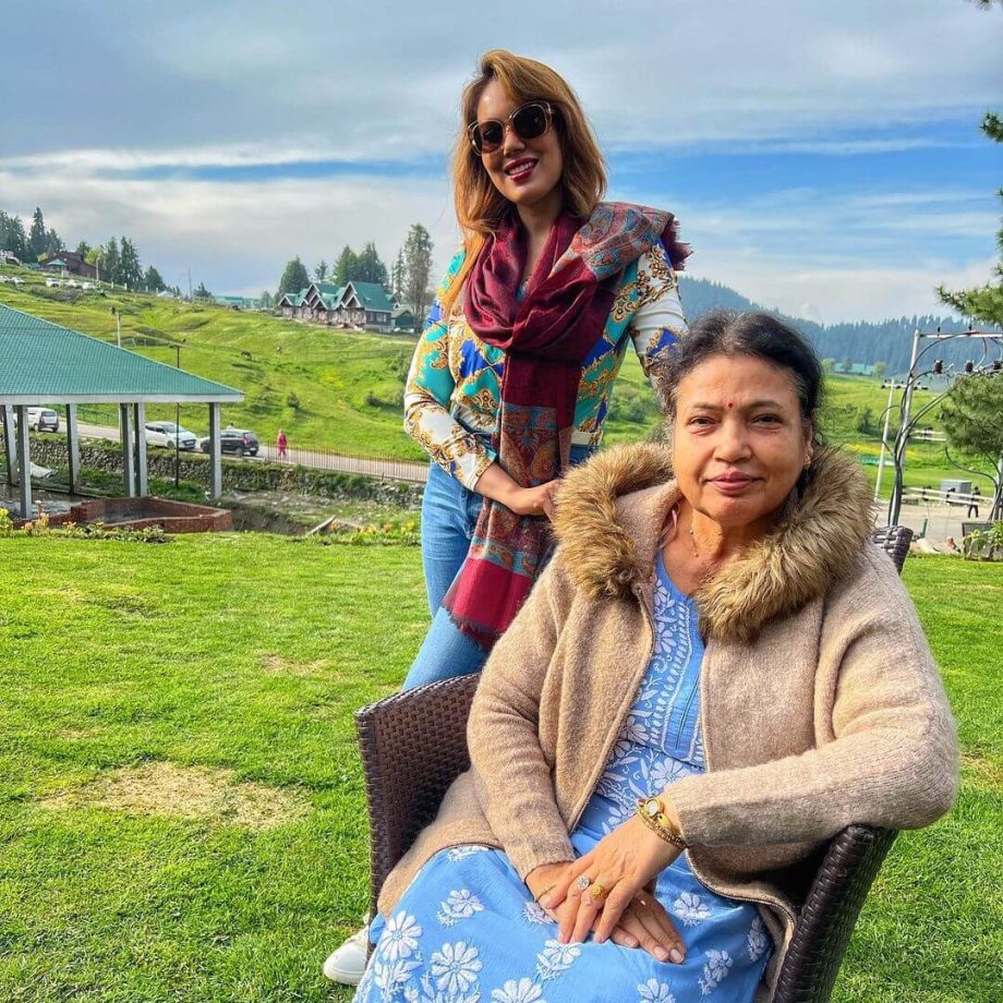 Munmun Dutta explores enchanting paradise of Kashmir, see photos - 5