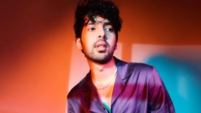 Armaan Malik Looks Uber Cool In Satin Ensemble; Fans Awestruck