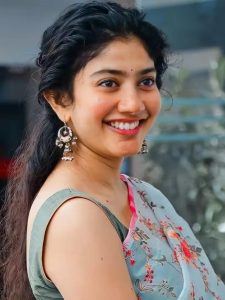 Sai Pallavi Is Epitome Of Simplicity And Ethnicity