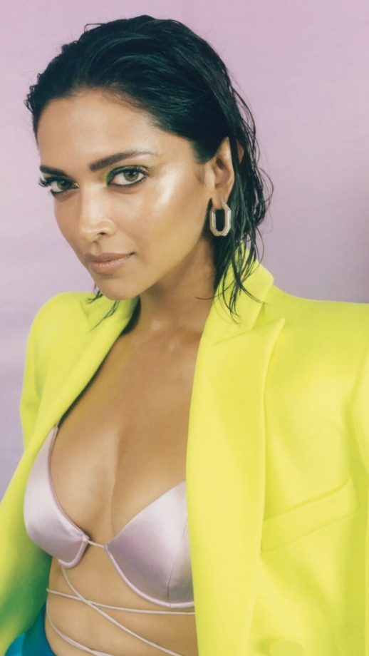 Deepika Padukone And Her Statement Earrings 812249