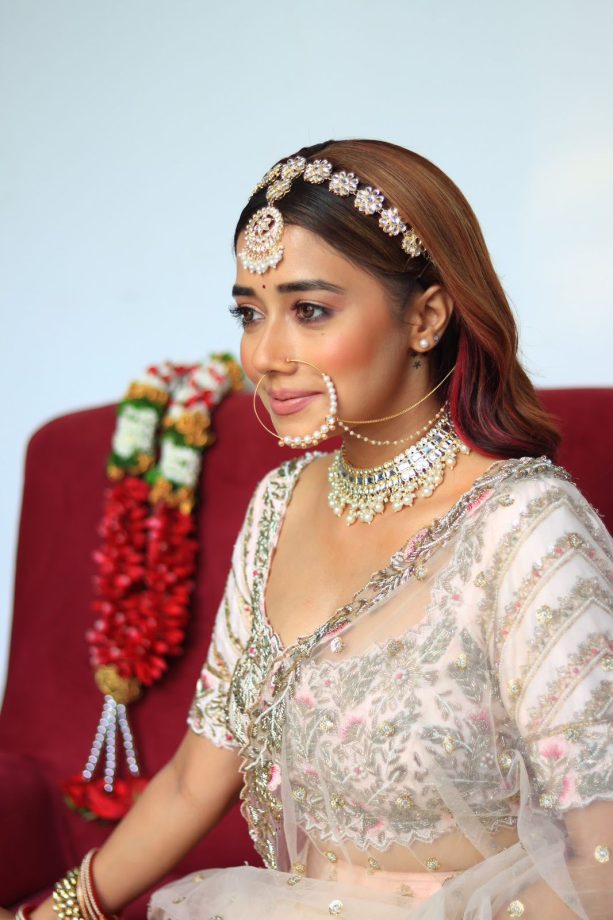 Get the inside scoop on Surili aka Tina Datta’s wedding lehenga from Hum Rahe Na Rahe Hum 814418