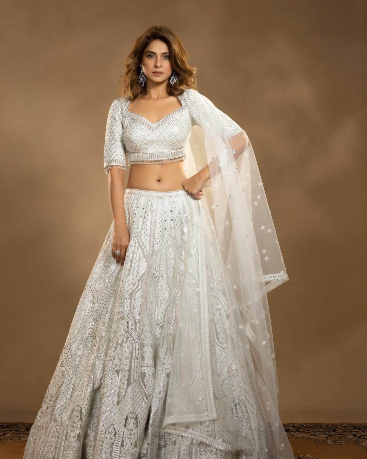 Jennifer Winget Exudes Elegance In Lehenga Collection, Check Photos 822295