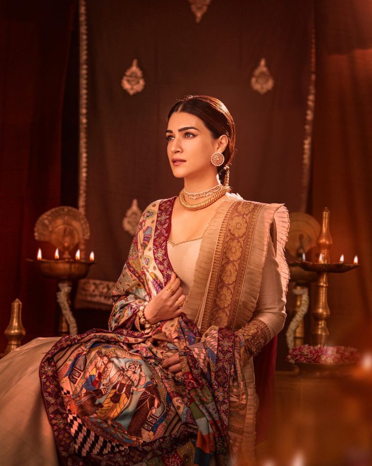 Kriti Sanon decks up in Kalamkari shawl that narrates Ayodhya tales 815734