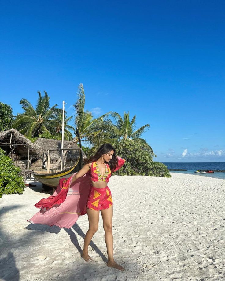 Maldives Diaries: Surbhi Jyoti sizzles in pink and yellow printed co-ord set - 4