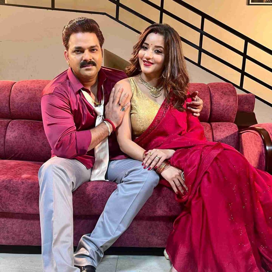 Monalisa Collaborates With Pawan Singh After Ages; See Pics 817171