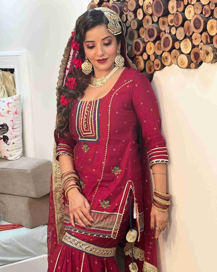 Monalisa Wishes Eid Mubarak; Turns Diva In Sharara 821652