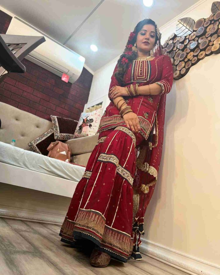 Monalisa Wishes Eid Mubarak; Turns Diva In Sharara 821653