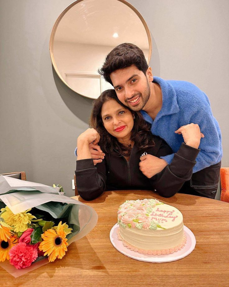 Mumma's Boy Armaan Malik Wishes His Mother On Her Birthday; See Pics 818405