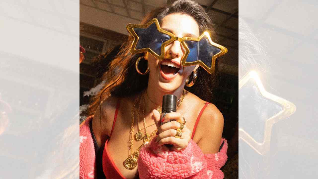 Nora Fatehi's love for shades is priceless, come check out 818309