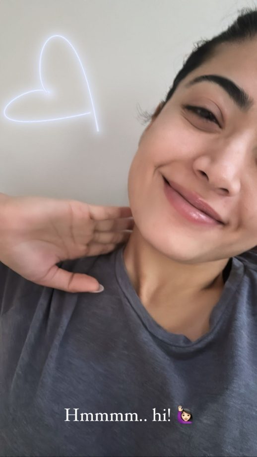 Rashmika Mandanna’s go-to no-makeup look is on point 813660