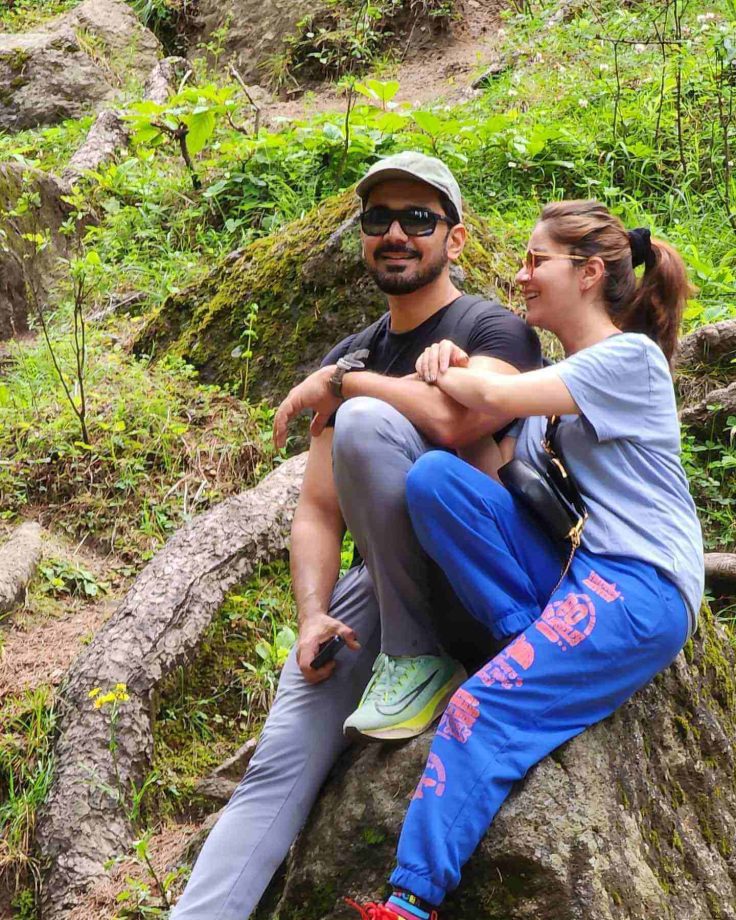 Rubina Dilaik and Abhinav Shukla do the 'unthinkable' to celebrate 5th anniversary, see snaps 819252