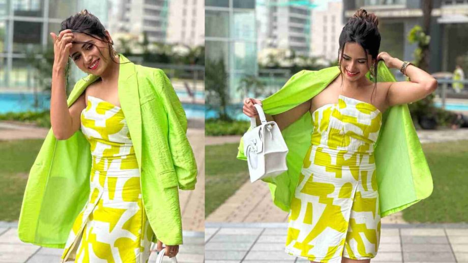 Sargun Mehta Looks Fierce In Green Mini Dress; See Pics 817632