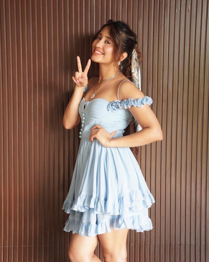 Shivangi Joshi transforms into an adorable Barbie, leaves fans smitten 820302