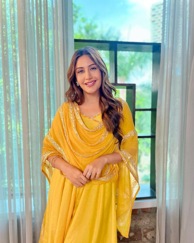 Surbhi Chandna is a burst of sunshine in yellow salwar suit, see pics 814769