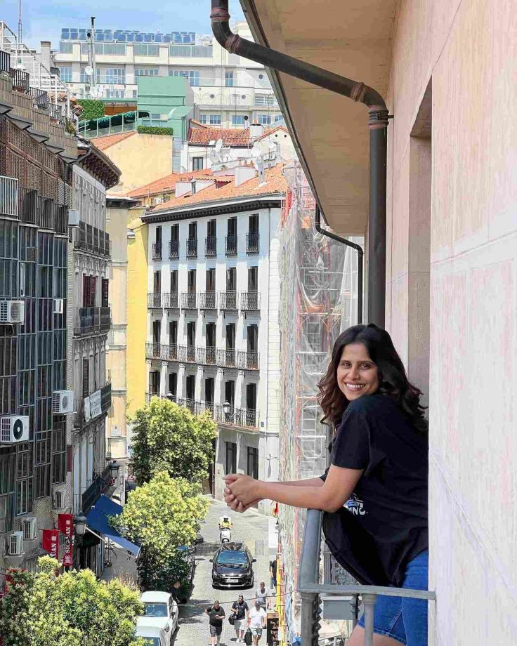 Vacation Diaries: Saie Tamhankar's Quirkiness In Spain 817155