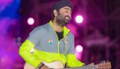 When Arijit Singh came running with his wife to cast vote like a simple man, watch throwback video