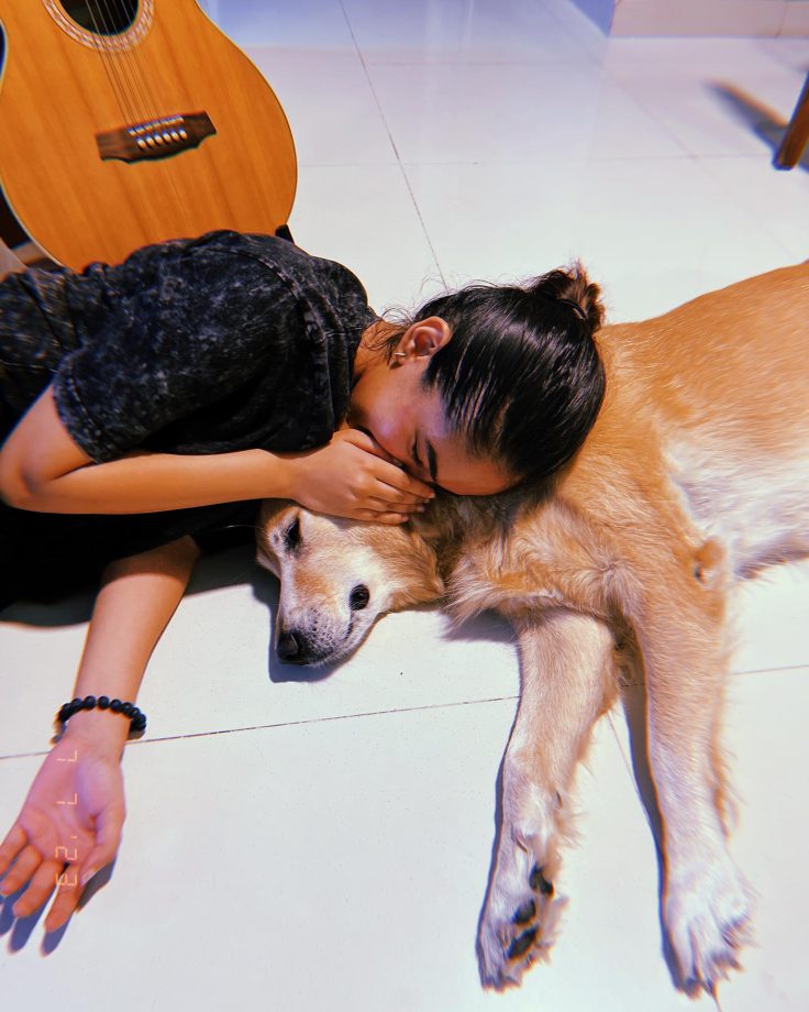 All pawdorable! Anushka Sen goes all cuddles with her pet doggo 833210