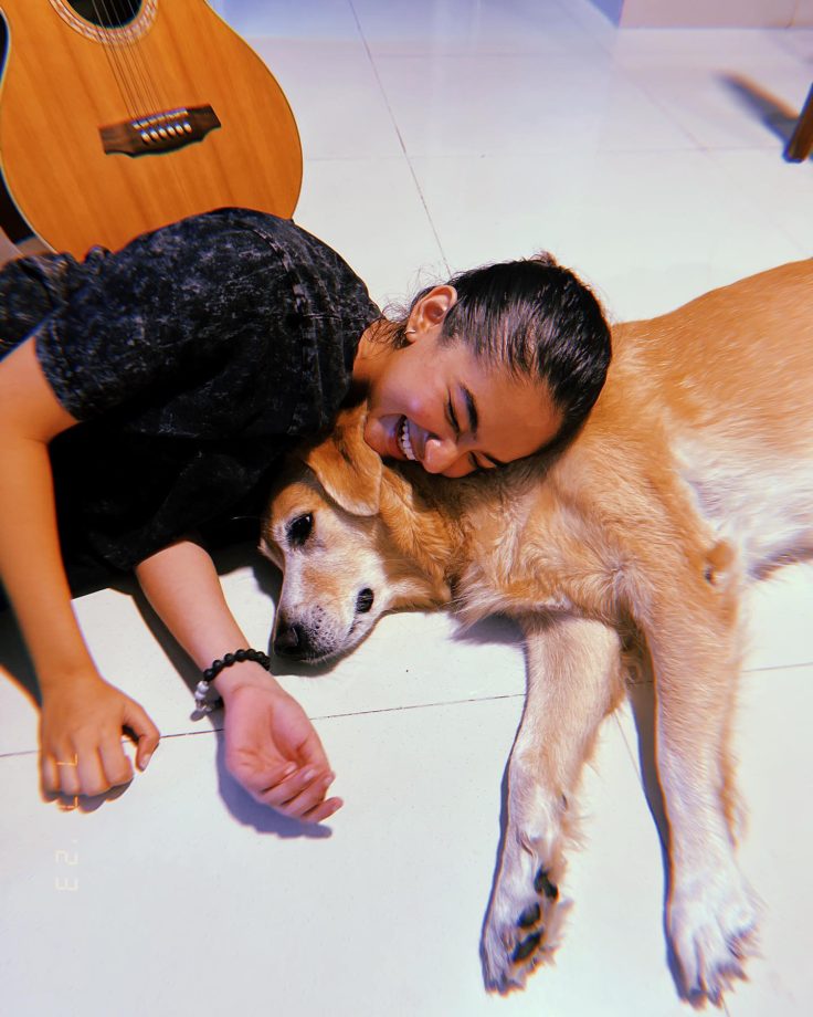 All pawdorable! Anushka Sen goes all cuddles with her pet doggo 833209