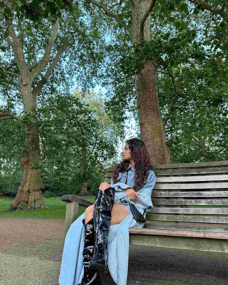 Avneet Kaur’s London tour pronounces style, see pics 838469